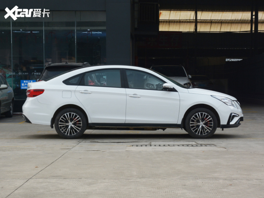 东风风行2021款风行S50 EV