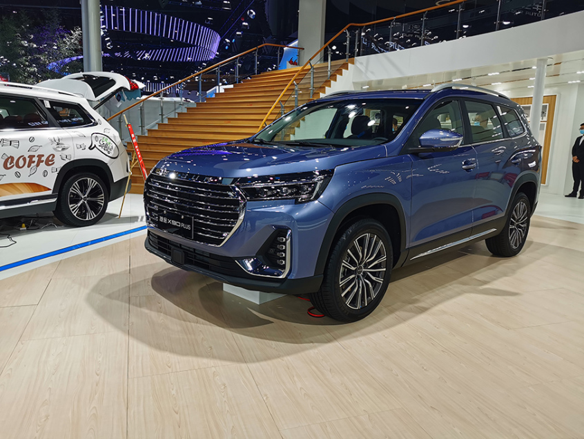 成都车展探馆：捷途X90 PLUS实车抢先看