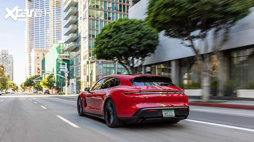 Taycan  GTS/Taycan  GTS  Sport  Turismo首发