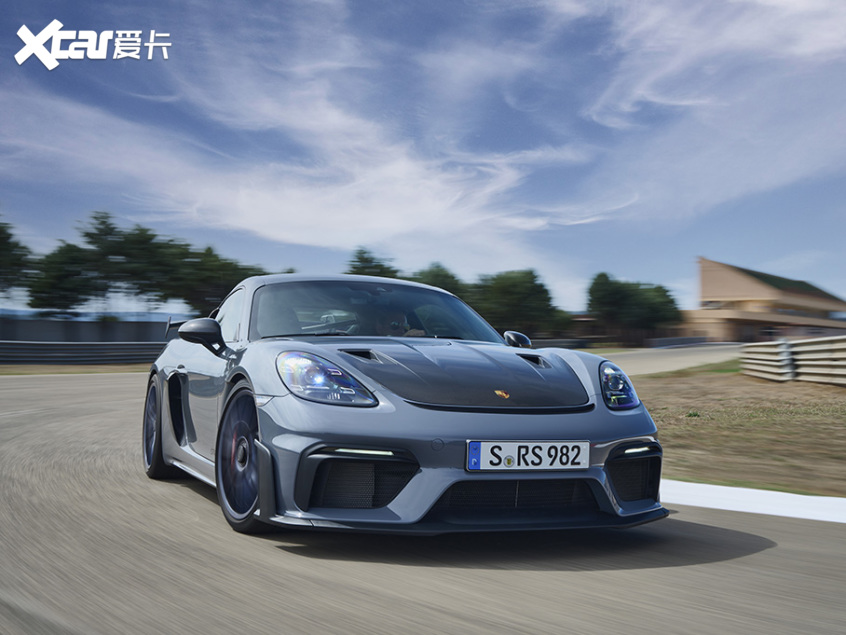 保时捷718 Cayman  GT4 RS