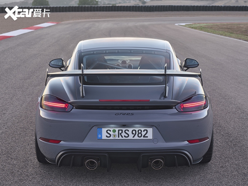 保时捷718 Cayman  GT4 RS