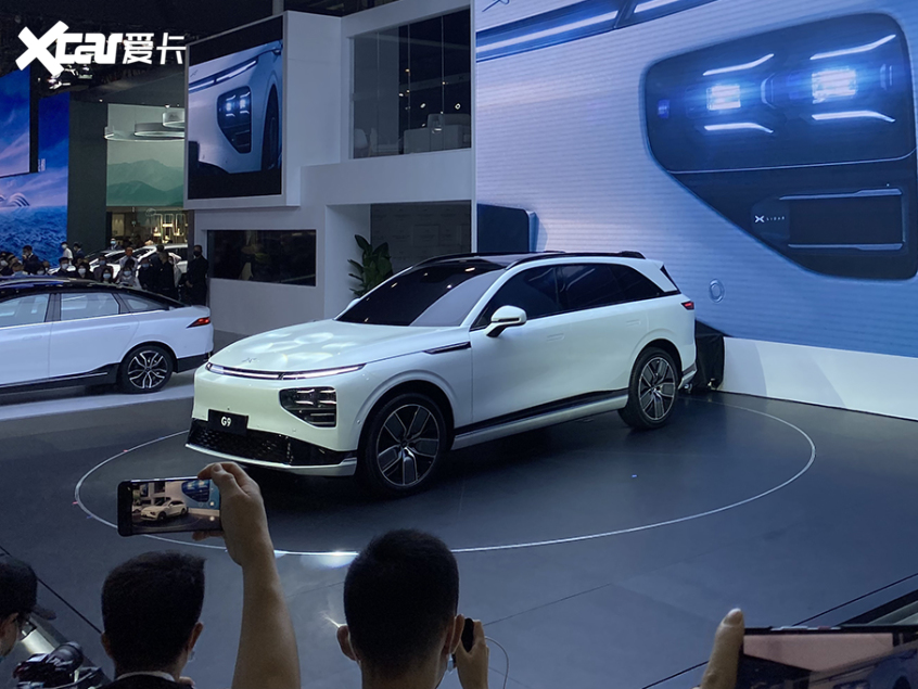 小鹏G9