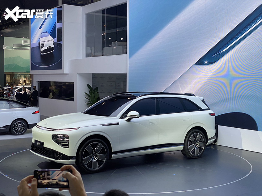 小鹏G9