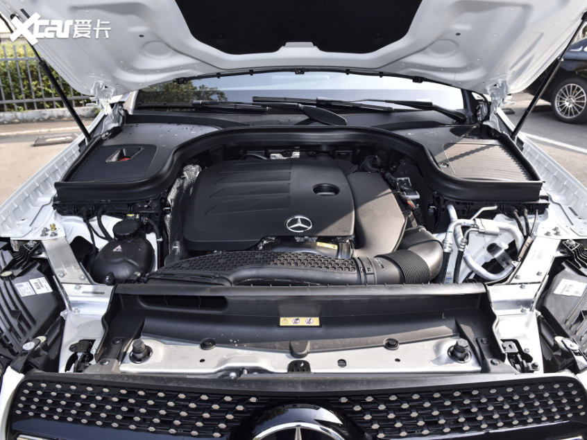 奔驰(进口)2022款奔驰GLC  轿跑SUV