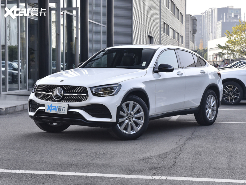 奔驰(进口)2022款奔驰GLC  轿跑SUV