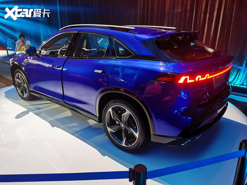 广州车展：一汽奔腾B70S发布/轿跑SUV