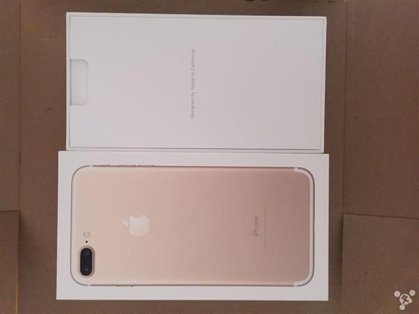 首批iPhone  7到货开箱图：玫瑰金和黑色成为主流的照片 - 5