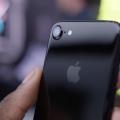 2022年02月16日整理发布：首批iPhone7到货开箱图玫瑰金和黑色成为主流