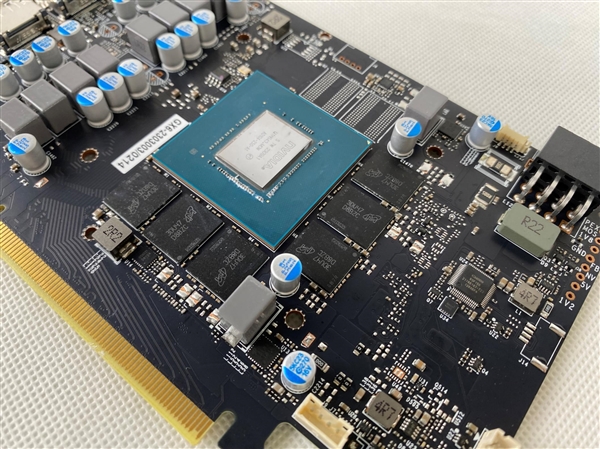 2K 100+FPS展现超凡性能！耕升 RTX 4070搭配DLSS 3实现流畅光追游戏体验